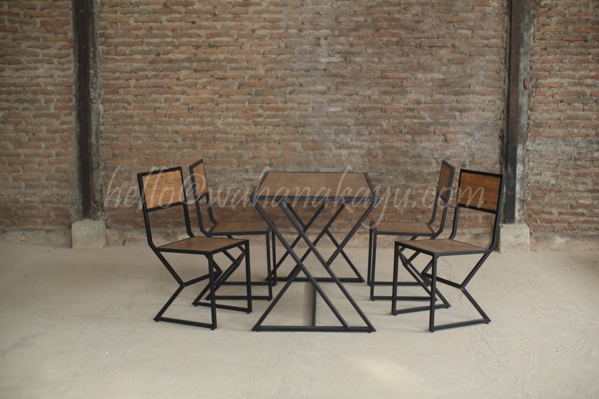 Hox Set Dining Table 2