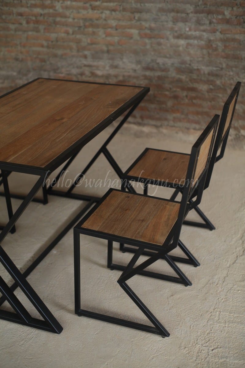 Hox Set Dining Table 4